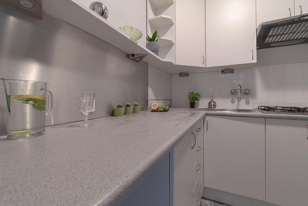Central Station Gold Street Apartment Варшава Екстер'єр фото